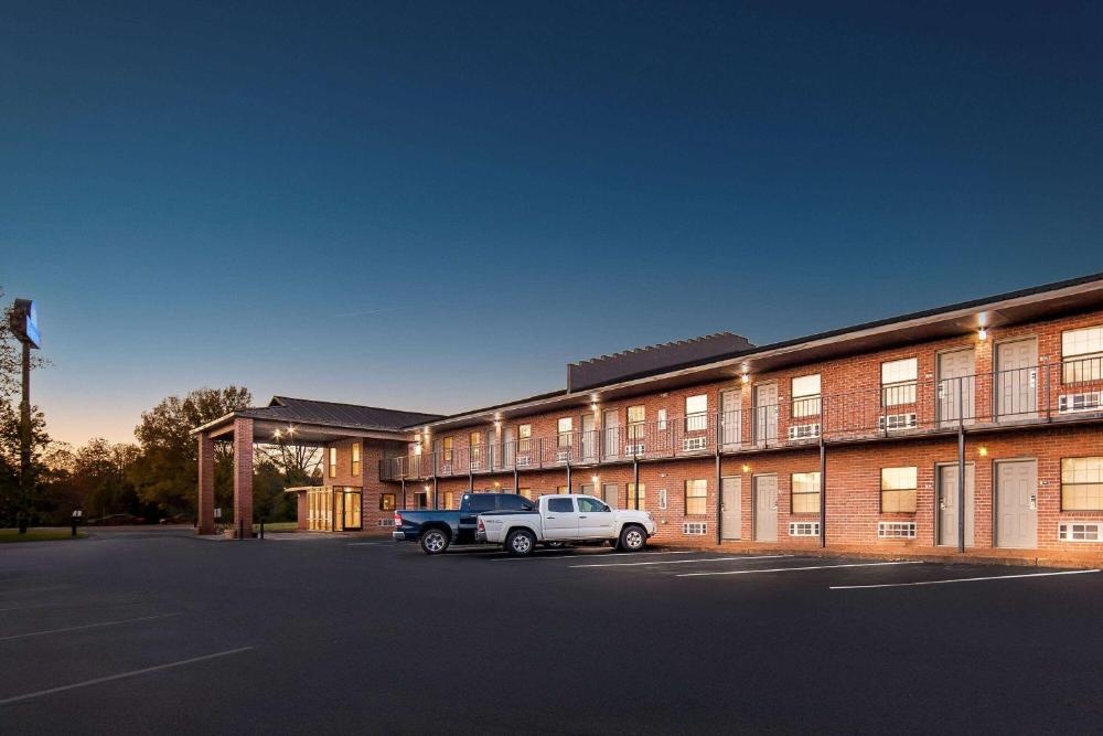 Days Inn by Wyndham Brownsville